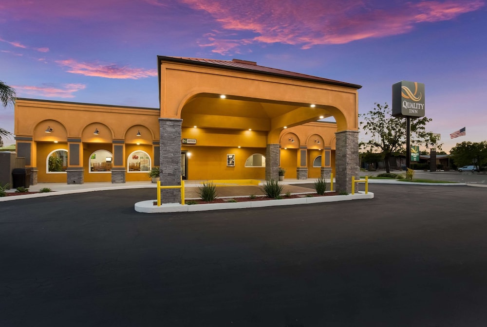 Quality Inn Redding Near I-5 1/51