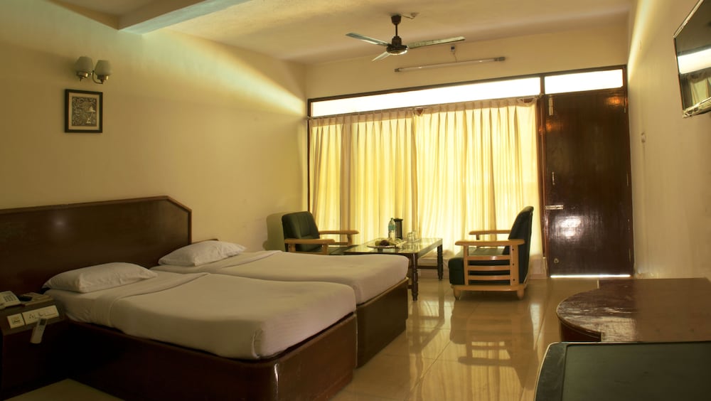 Mamalla Beach Resort 18/50