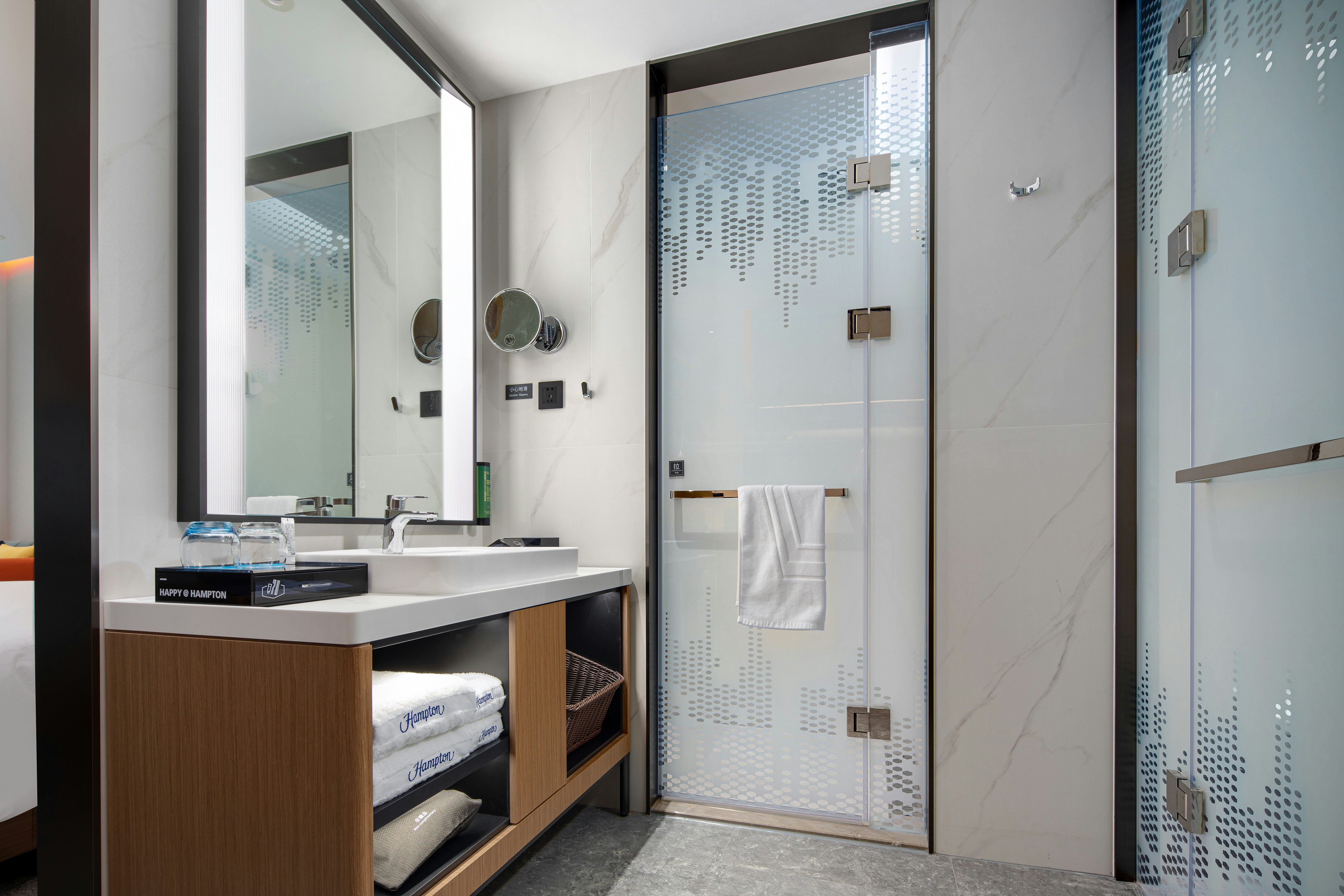 HAMPTON BY HILTON GUANGZHOU XINTANG 47/48