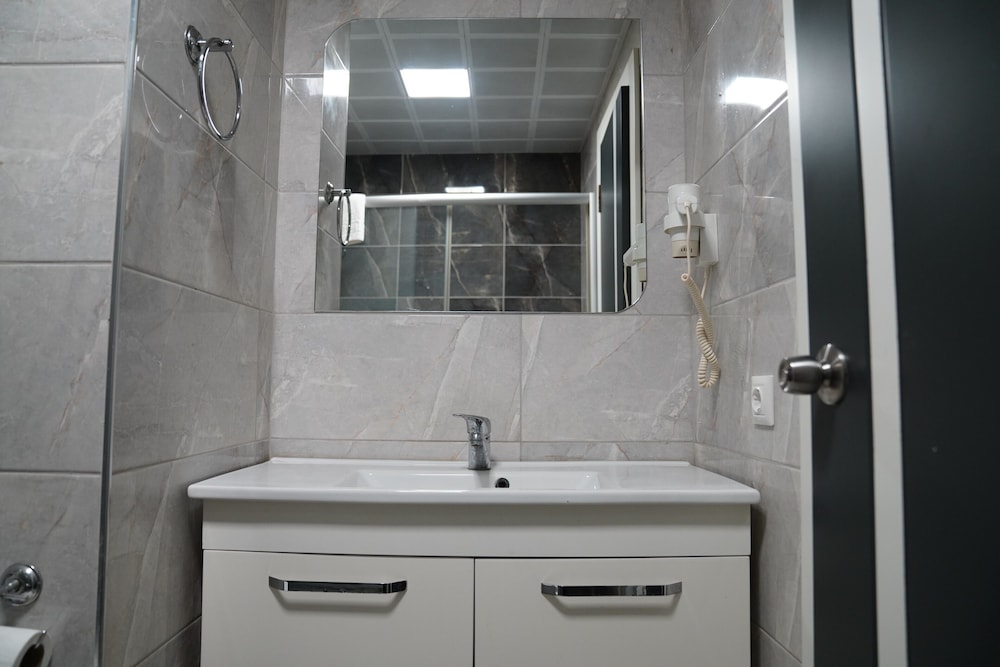 Dafne Hotel 49/50