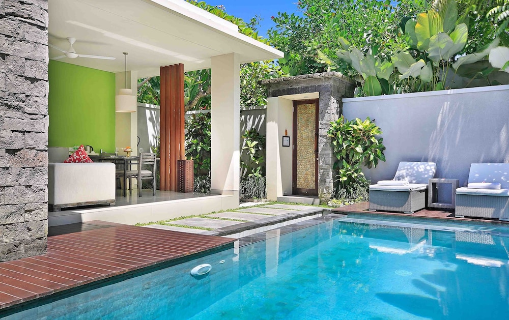 ROYAL SAMAJA VILLAS 32/59