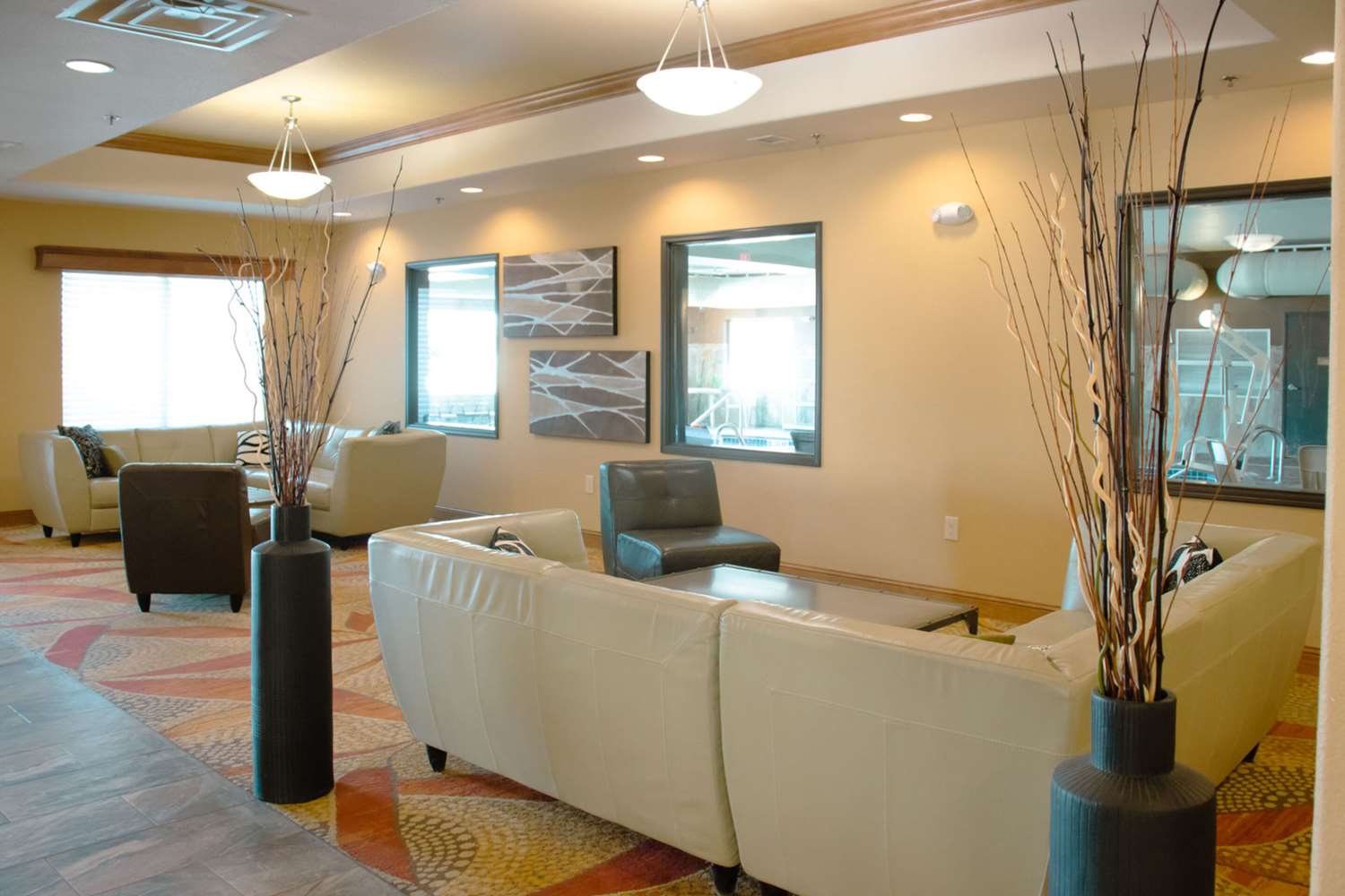 Comfort Inn & Suites Grand Forks near Alerus Center 23/27