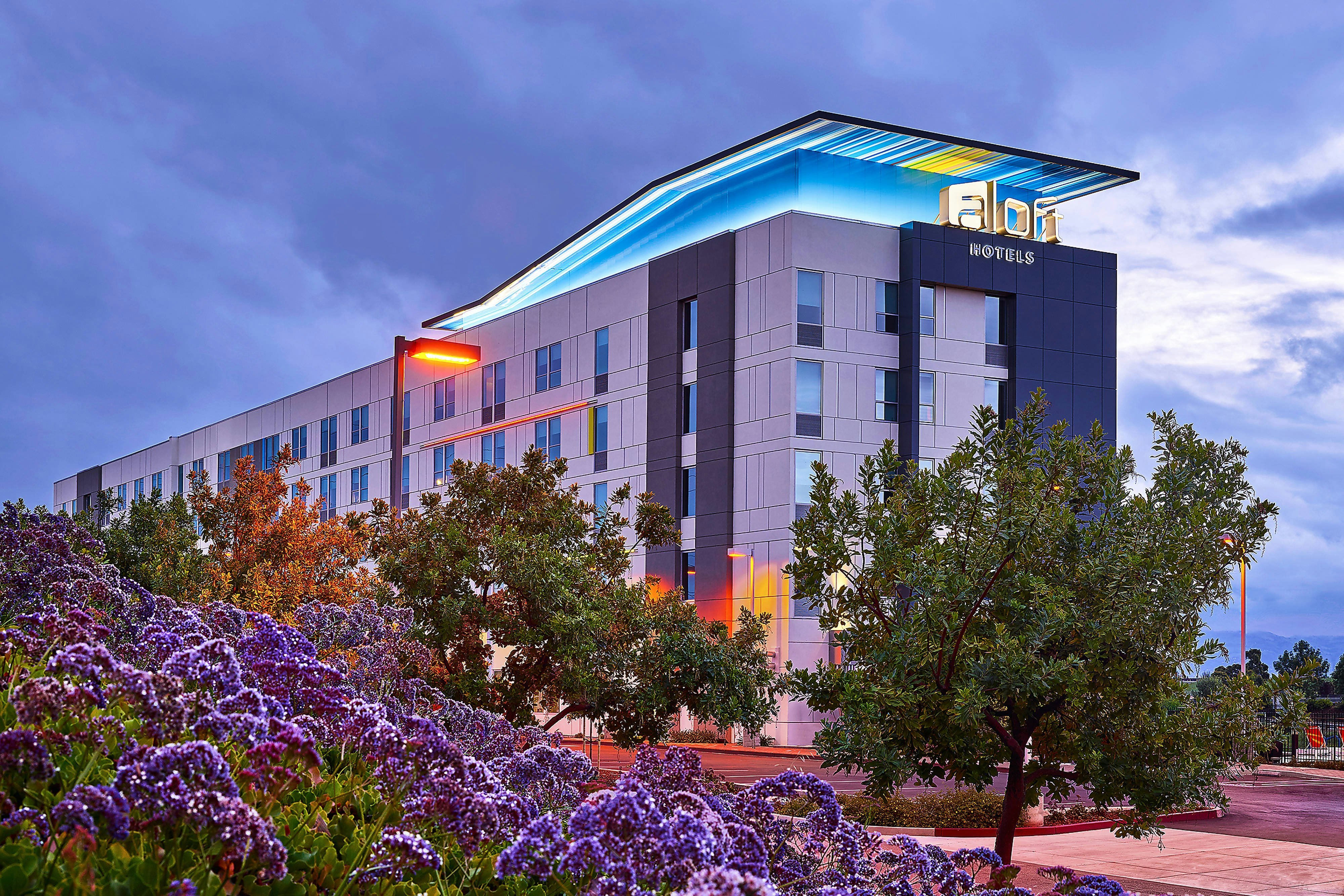 Aloft Santa Clara 2/3