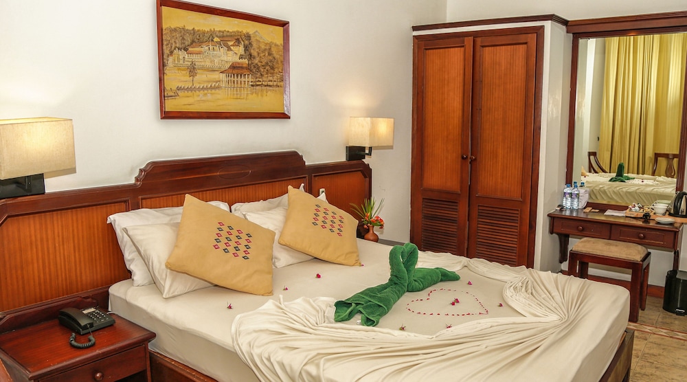 Senani Hotel 27/37