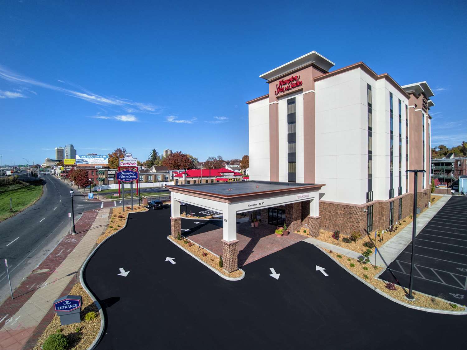 Hampton Inn And Suites Springfield Downtown 40/42