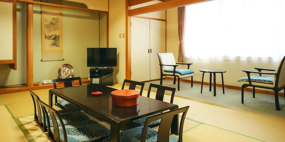 Hotel Yutoria Fujisato 36/50