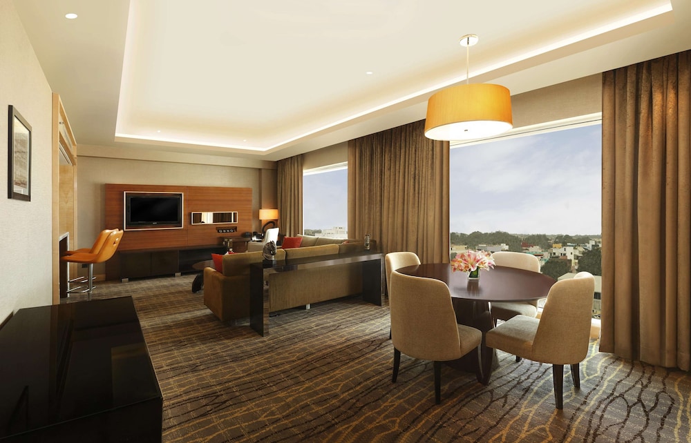 Hilton Chennai 37/55