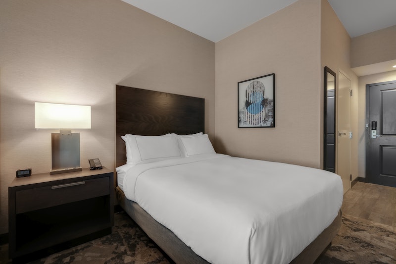 DoubleTree by Hilton Denver International Airport (ex. Holiday Inn Hotel And Suites) 13/45