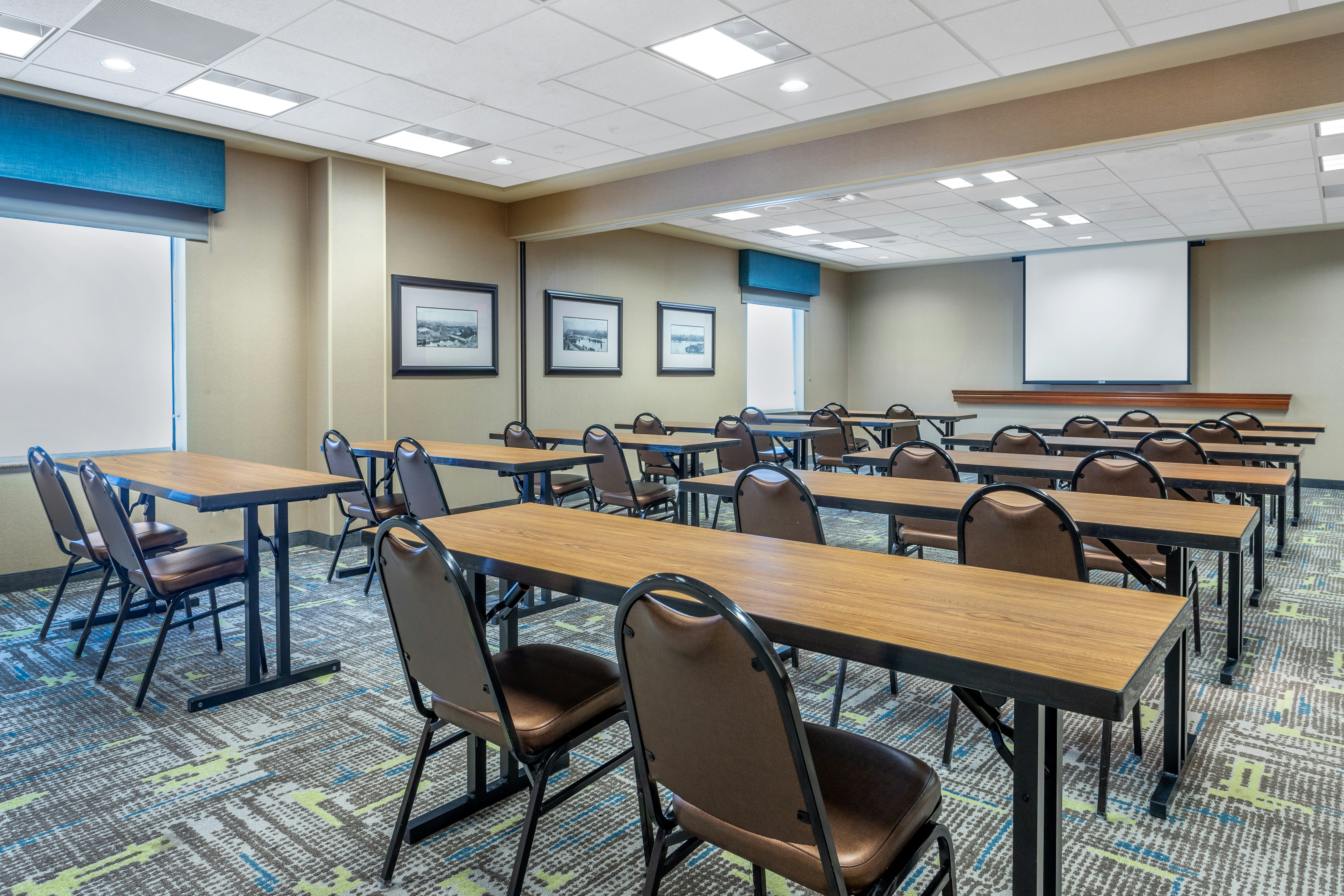 Hampton Inn Suites Minneapolis St Paul Arpt-Mall of America 36/44