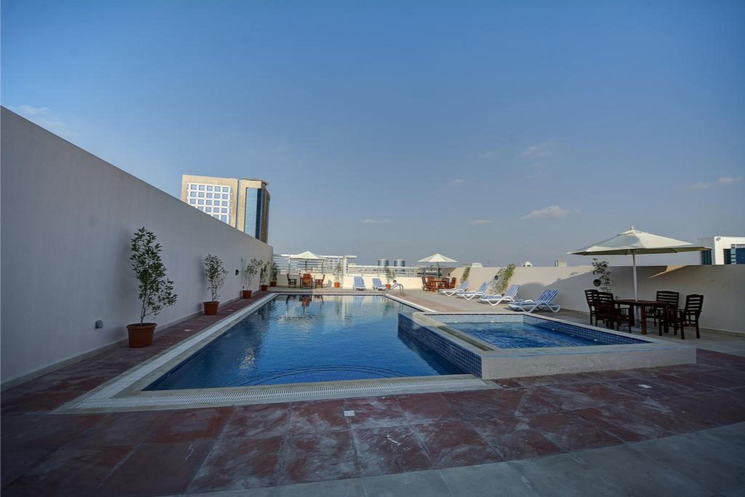Orchid Vue Hotel 34/37