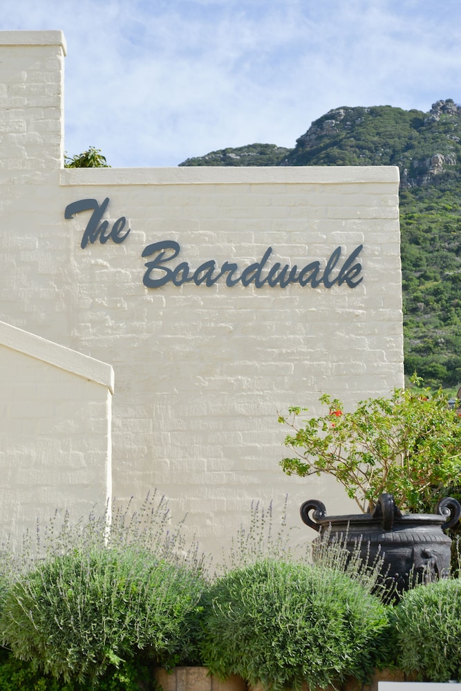 dk villas 2 The Boardwalk (Hout Bay) 42/50