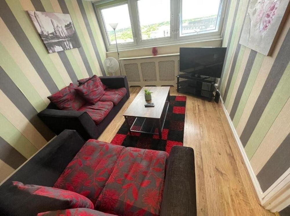 Victoria Centre Apartments &amp; Annexe 31/50