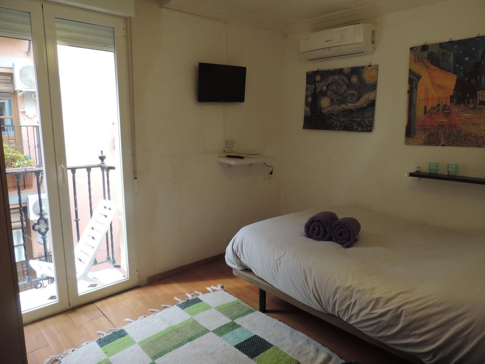 Hostal El Cascabel 29/75