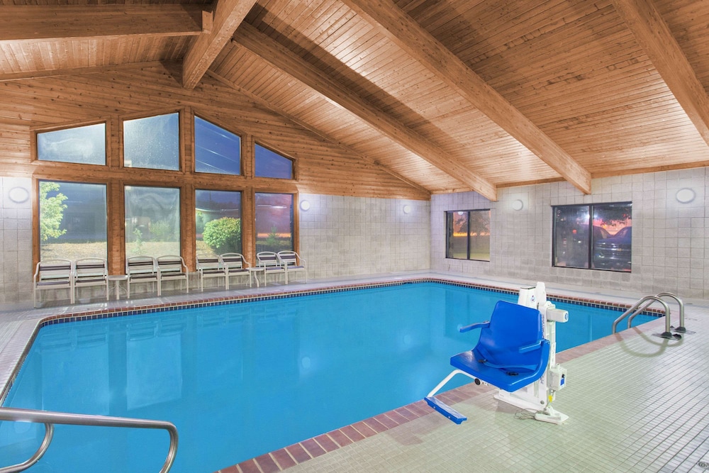 Americinn By Wyndham Burlington 23/38