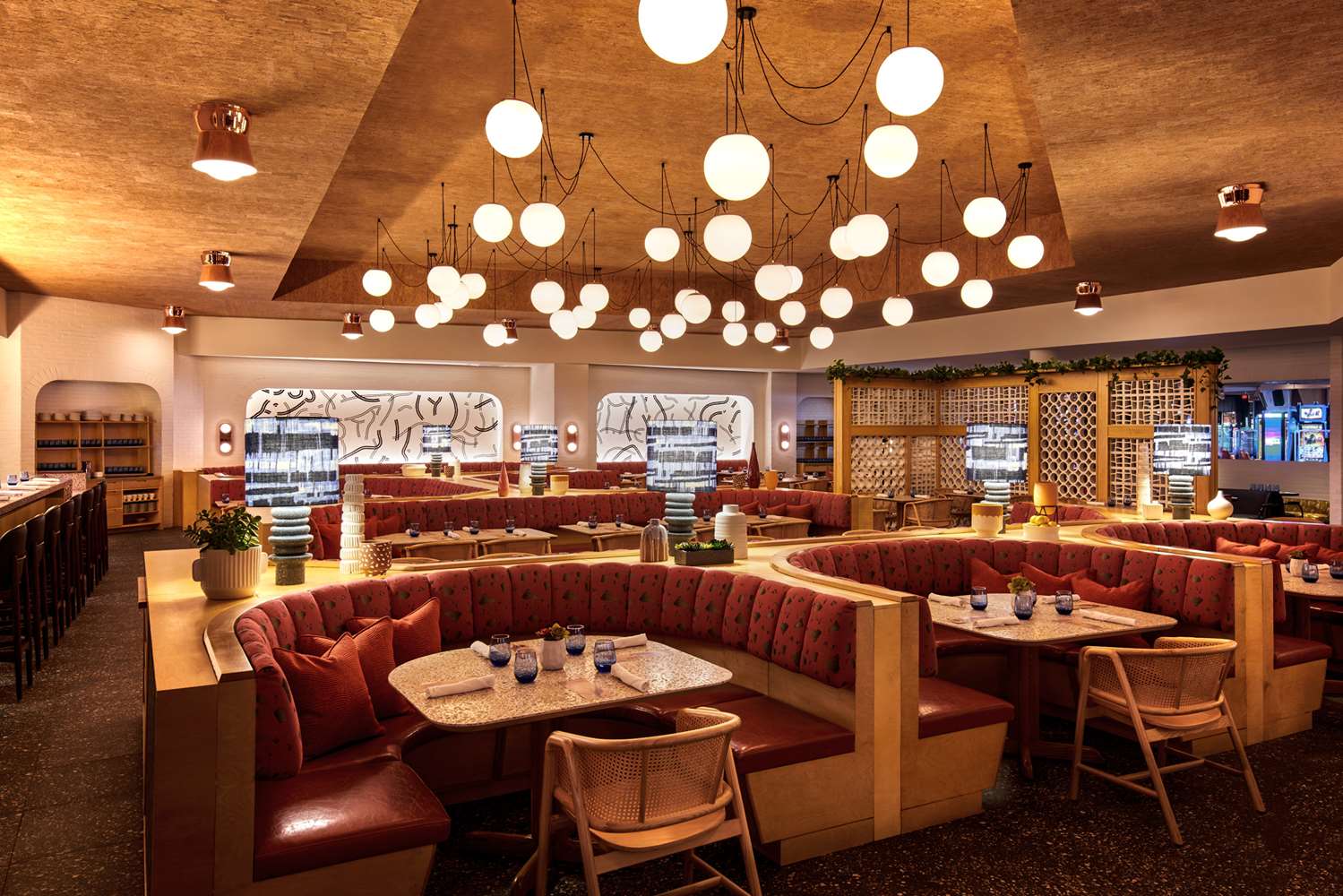 restaurant cafeteria