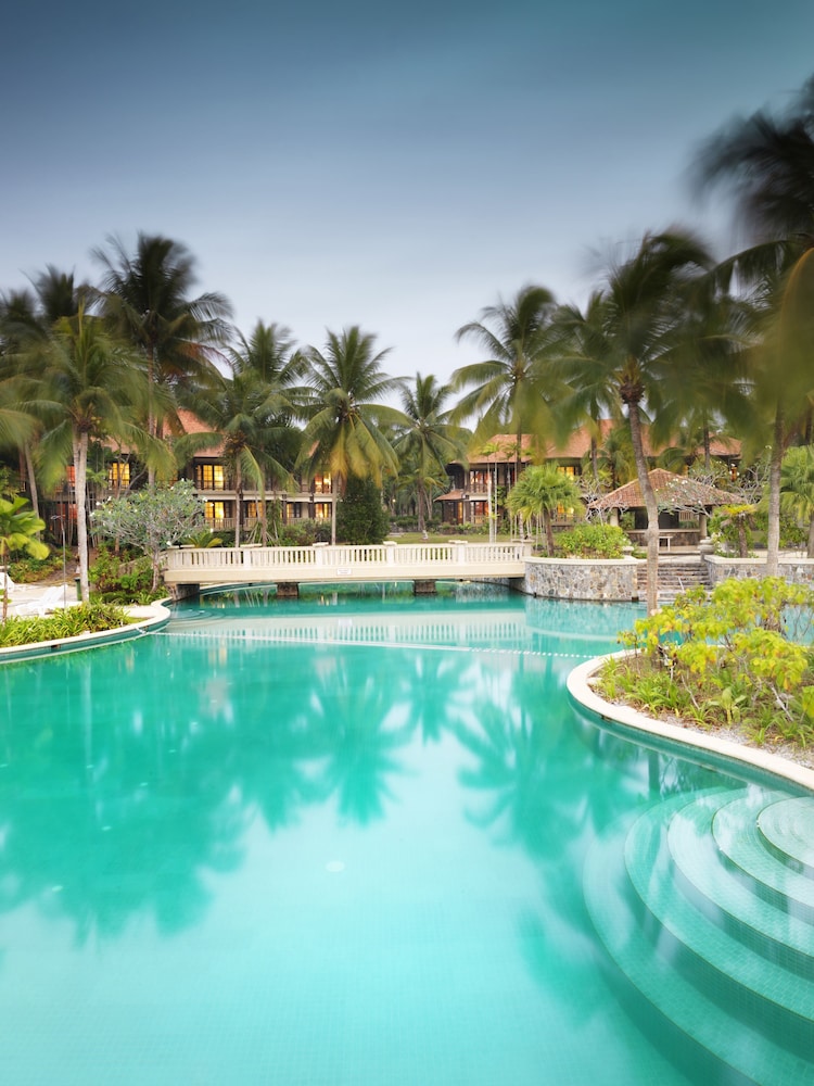 Sebana Cove Resort 8/18