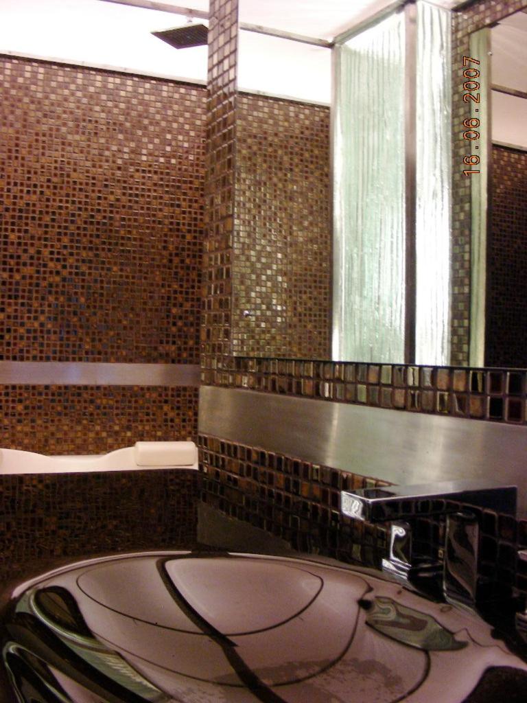 Sejuk Suites 33/36