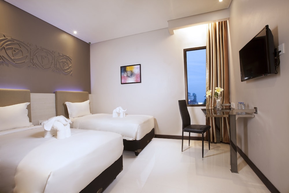 Verse Lite Hotel Gajah Mada 16/67