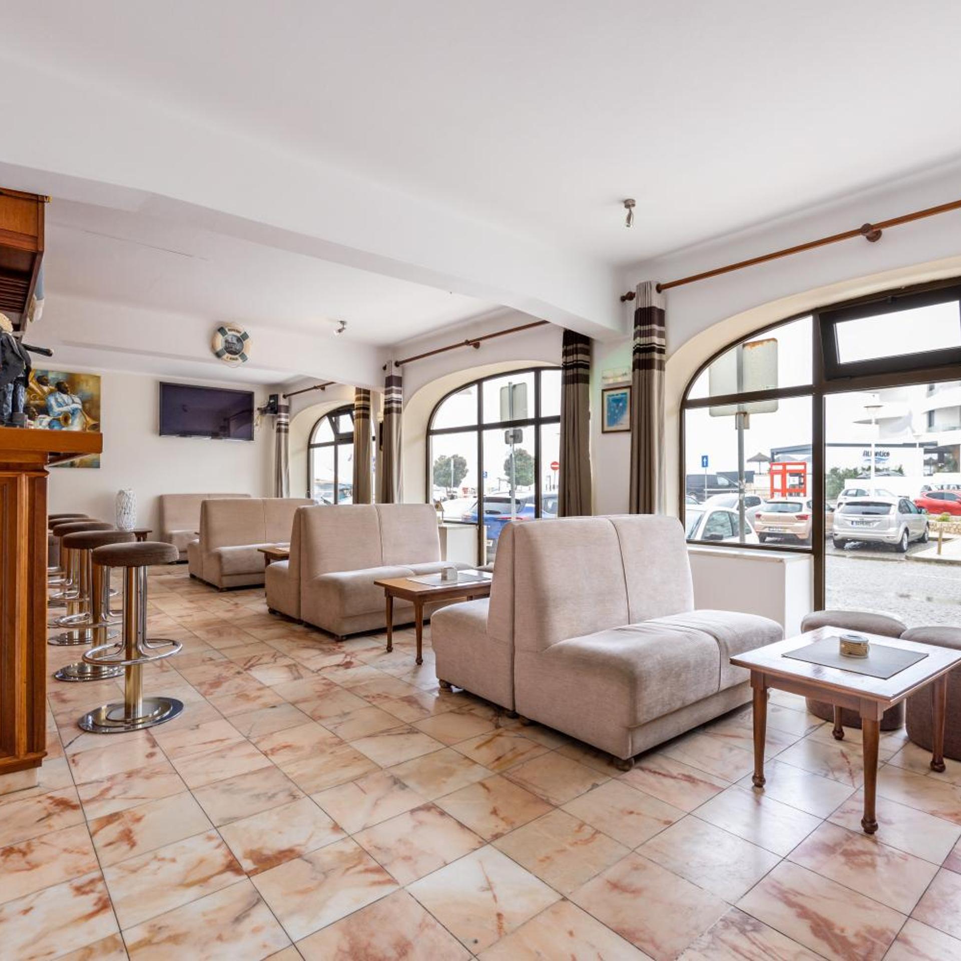 RESIDENCIAL SALEMA 33/54