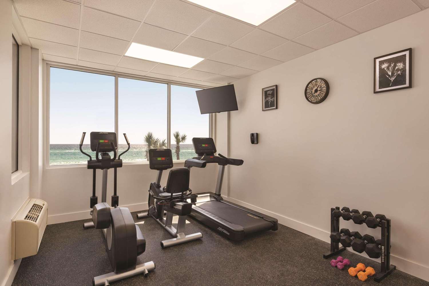 Radisson Beachfront Hotel - Panama City Beach 26/33