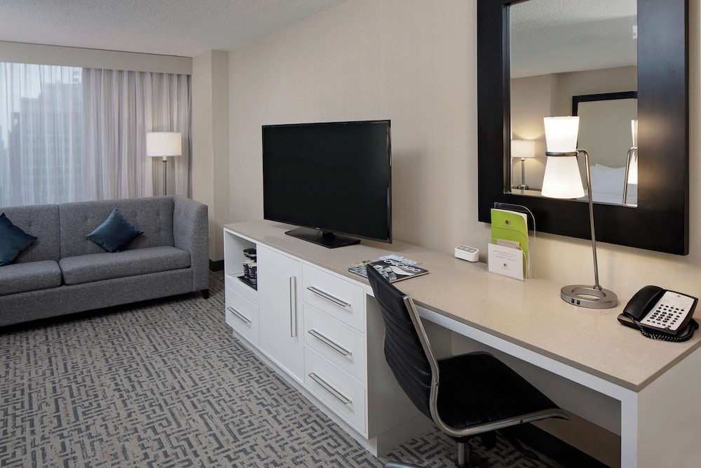 DoubleTree by Hilton Hotel Chicago Magnificent Mile 41/79