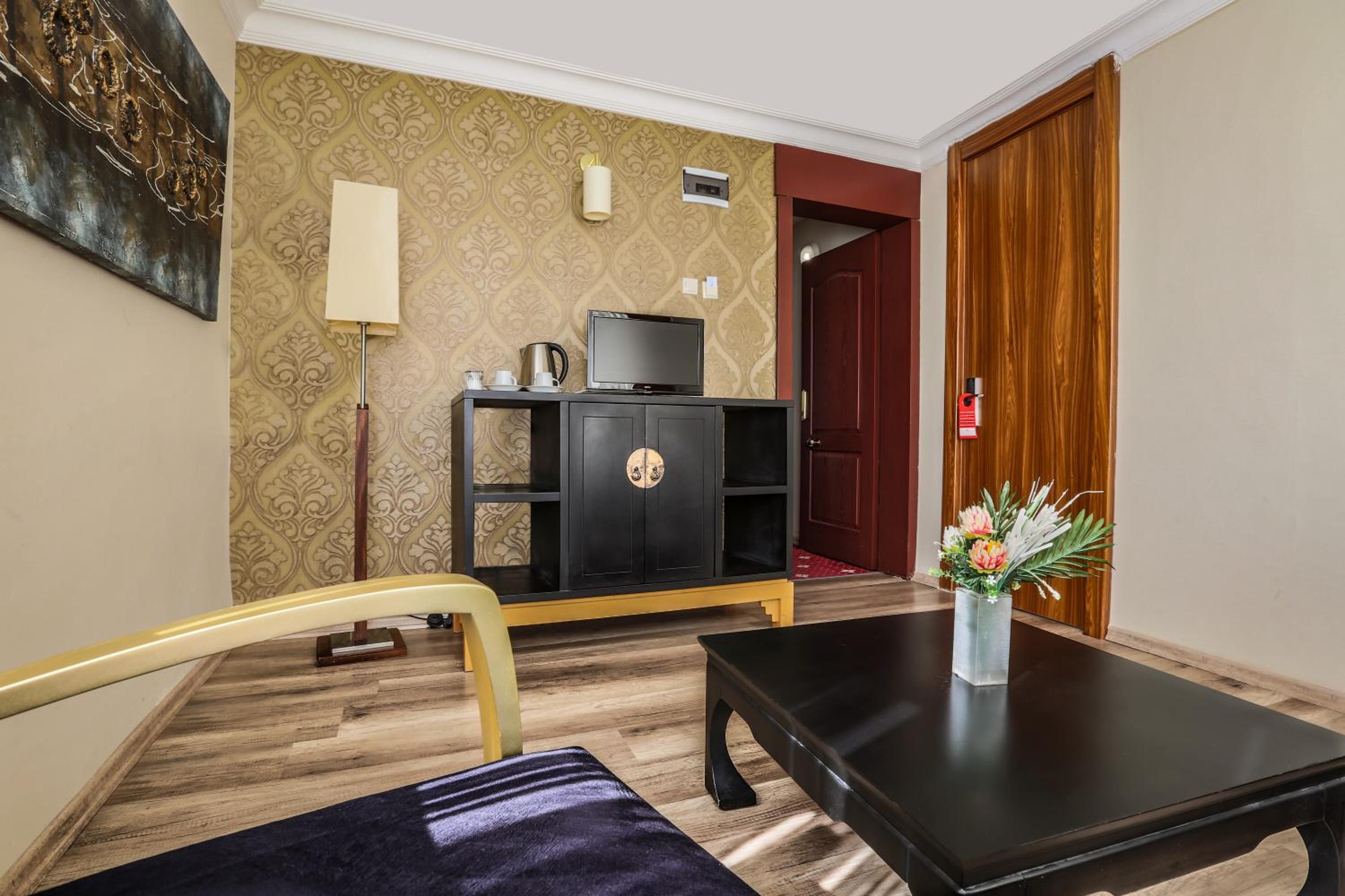 Grand Terme Hotel 40/50