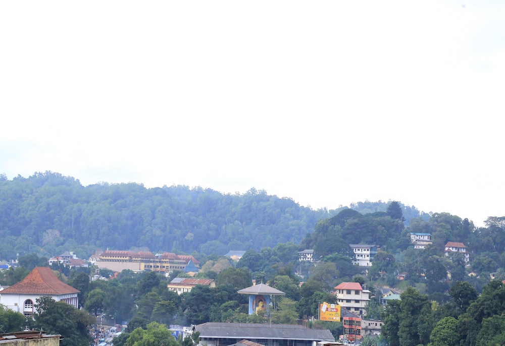 Kandy City Rooms & Hostel 41/50