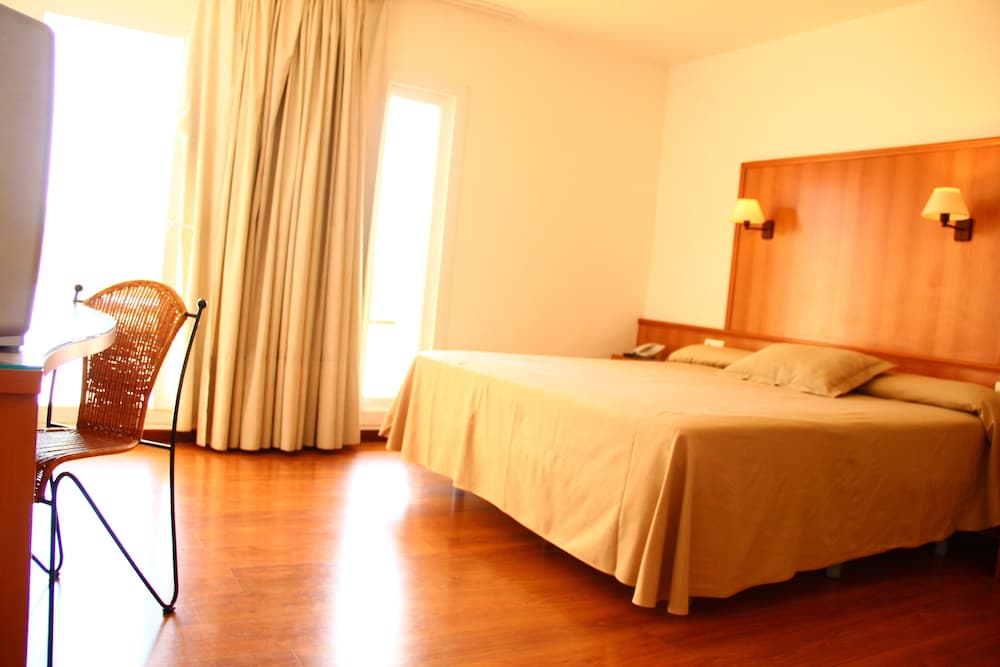 GRAN HOTEL DEL COTO 6/28