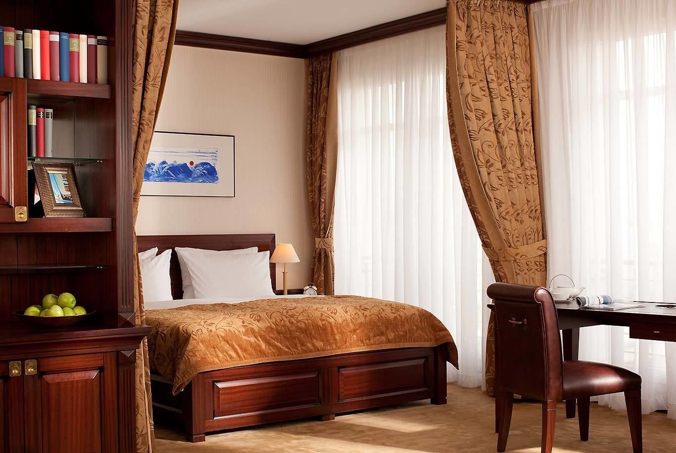 Suite, Twin Beds, Sea View