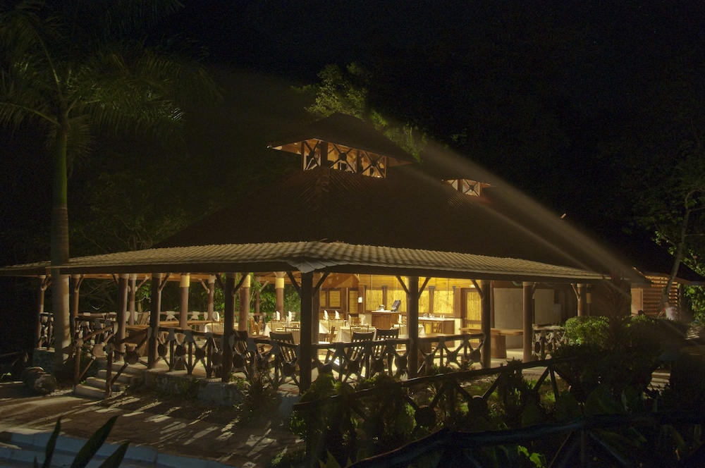 Rancho Platon 4/75