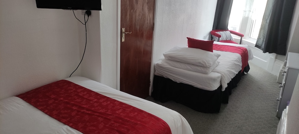 Tuxford House Hotel 14/34