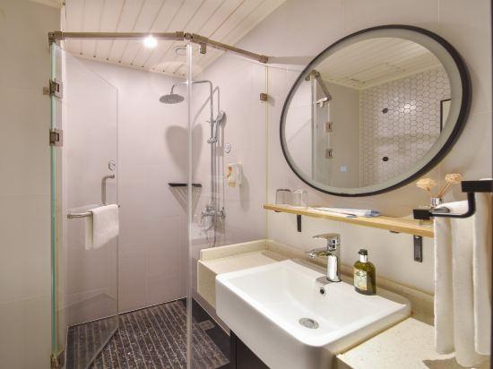 Ginza Jingsu (Huangdao Golden Beach Xiangjiang Road Commercial Street) 26/27