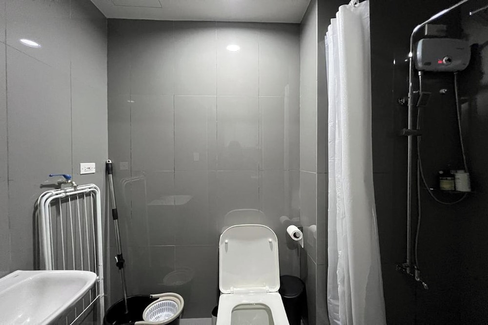 Luxe Air Residences by Makati 46/57