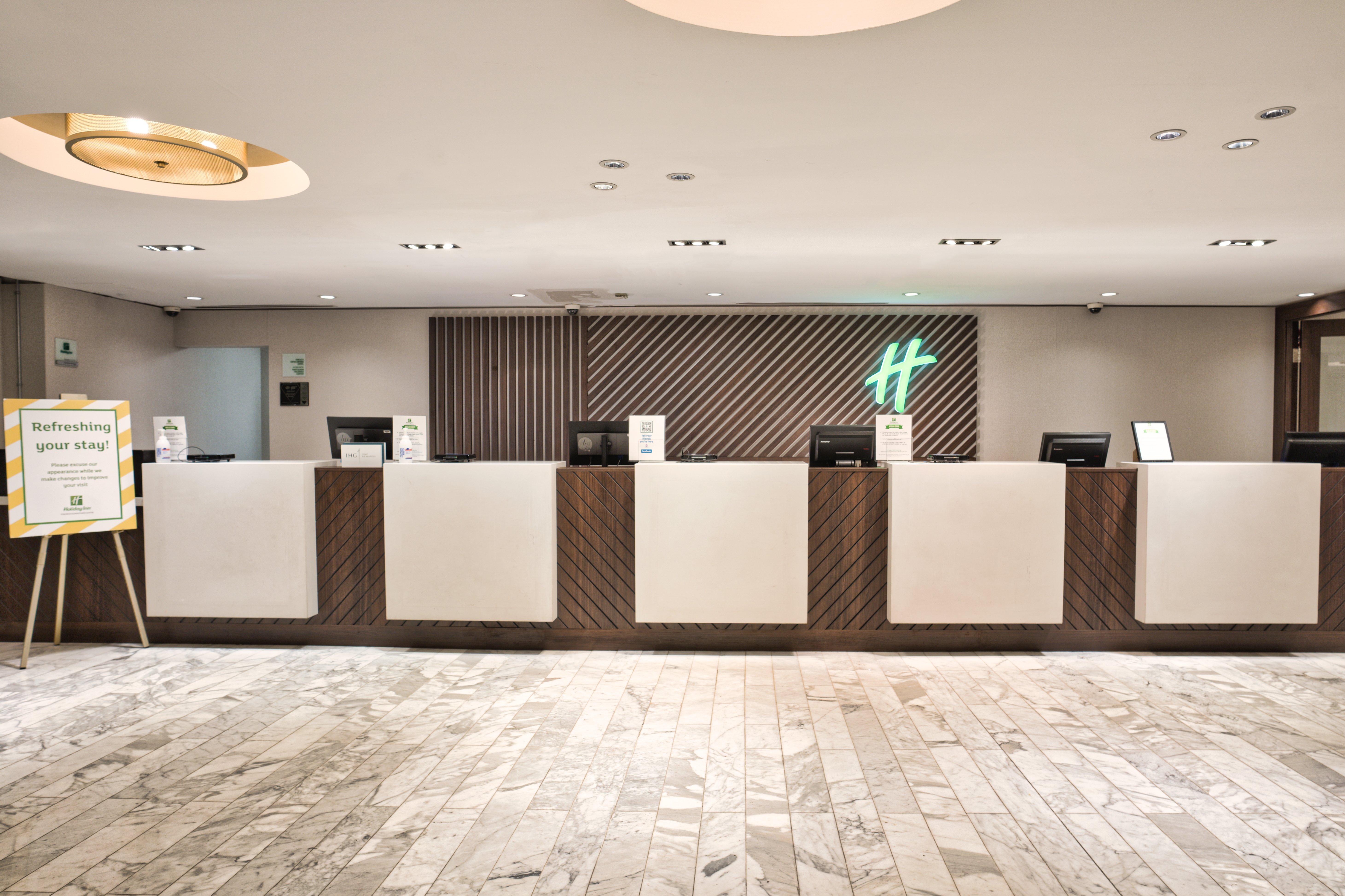 HOLIDAY INN TORONTO DOWNTOWN CENTRE 13/79