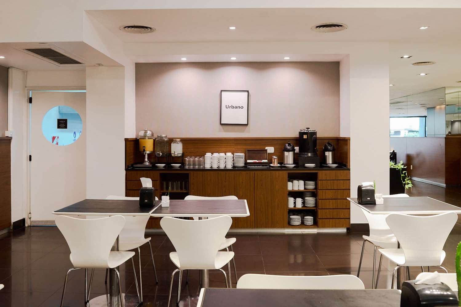 Dazzler by Wyndham Buenos Aires Maipu 57/76