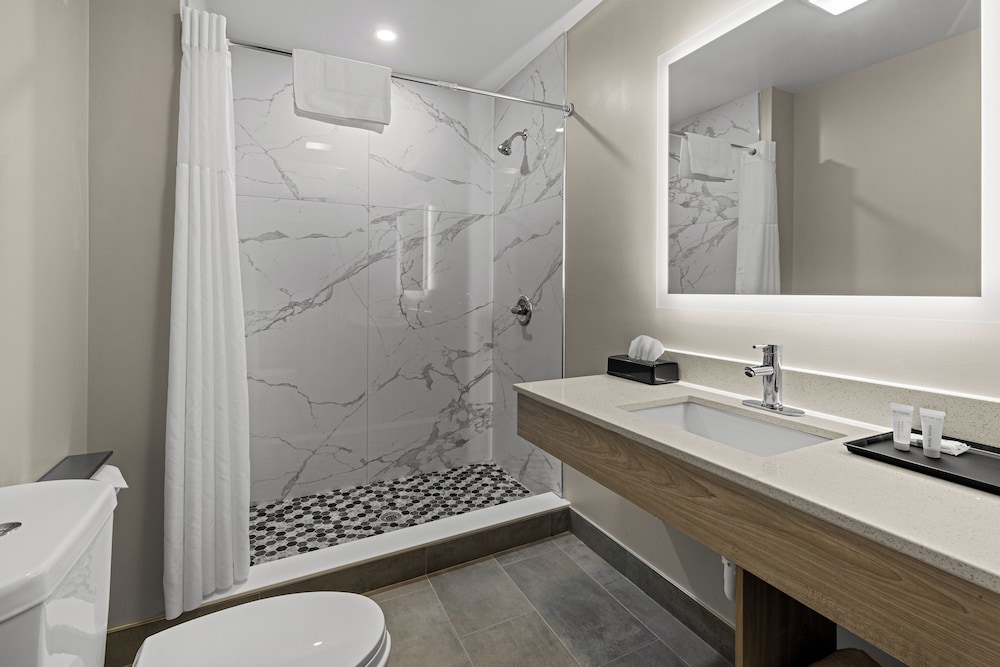 The Mulberry Hotel 54/59