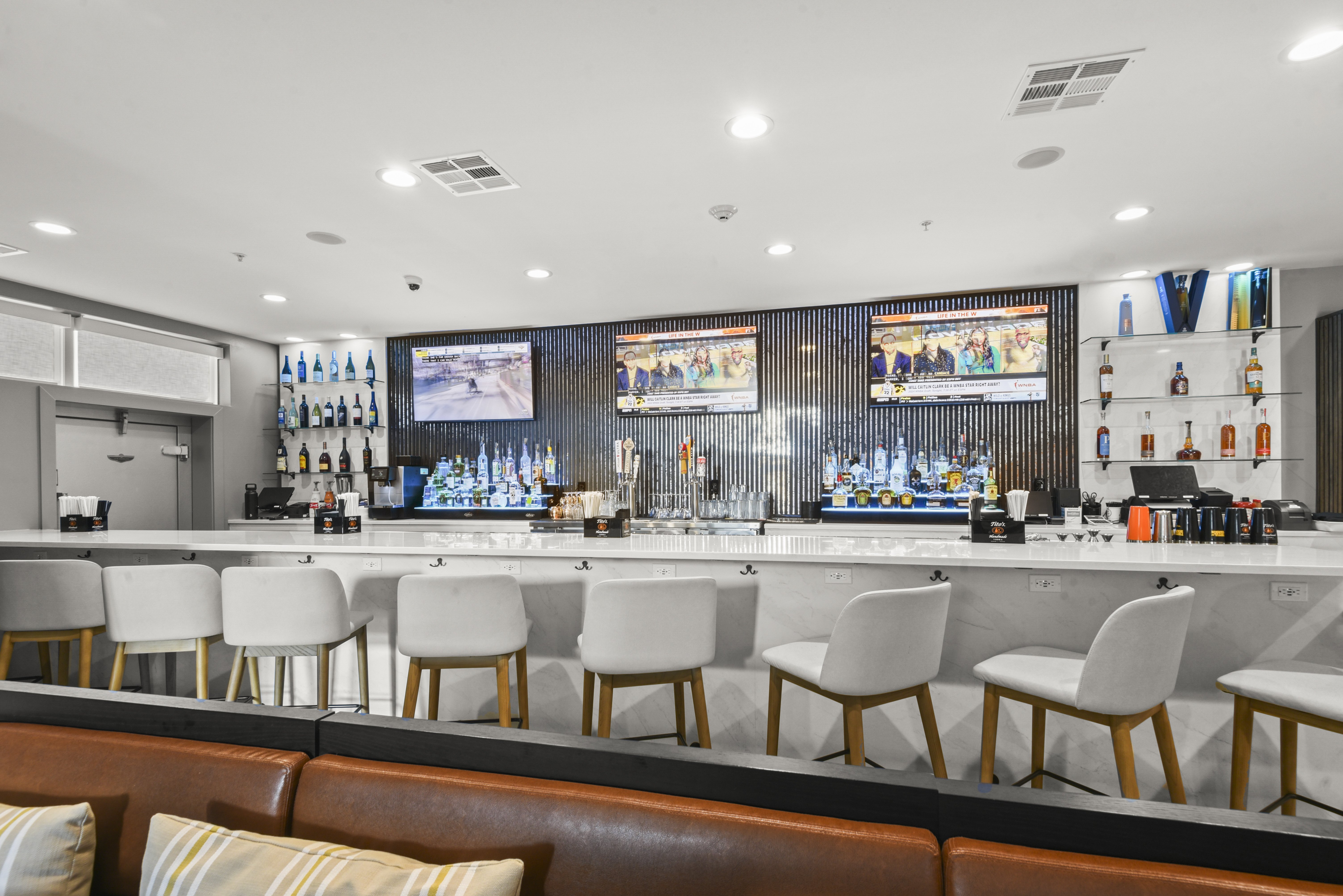 Holiday Inn Gonzales 34/50