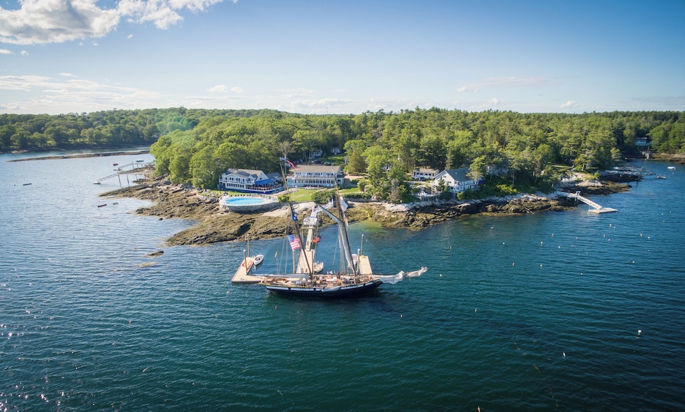 Linekin Bay Resort 74/76
