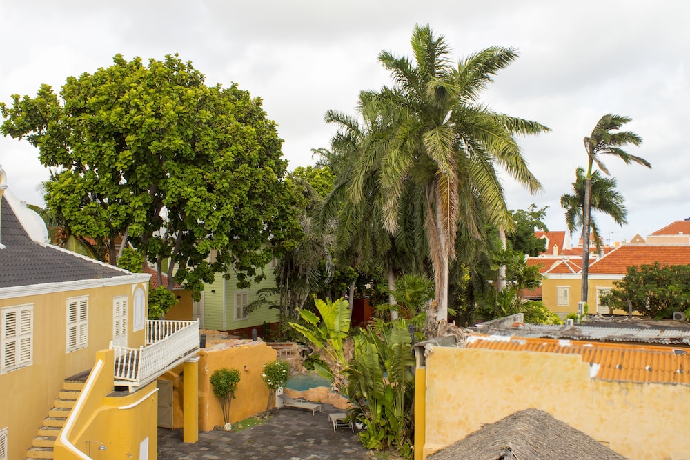 Curacao Suites Hotel 59/66