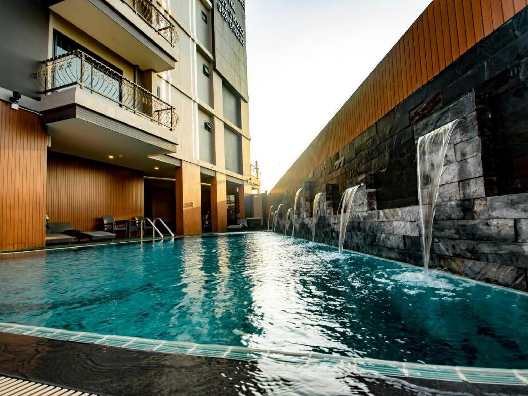 The Y Boutique Hotel 44/44