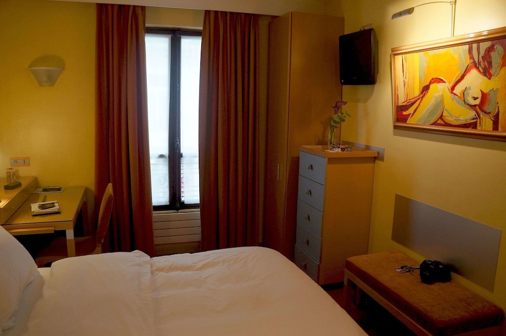 Hotel Danemark 28/68
