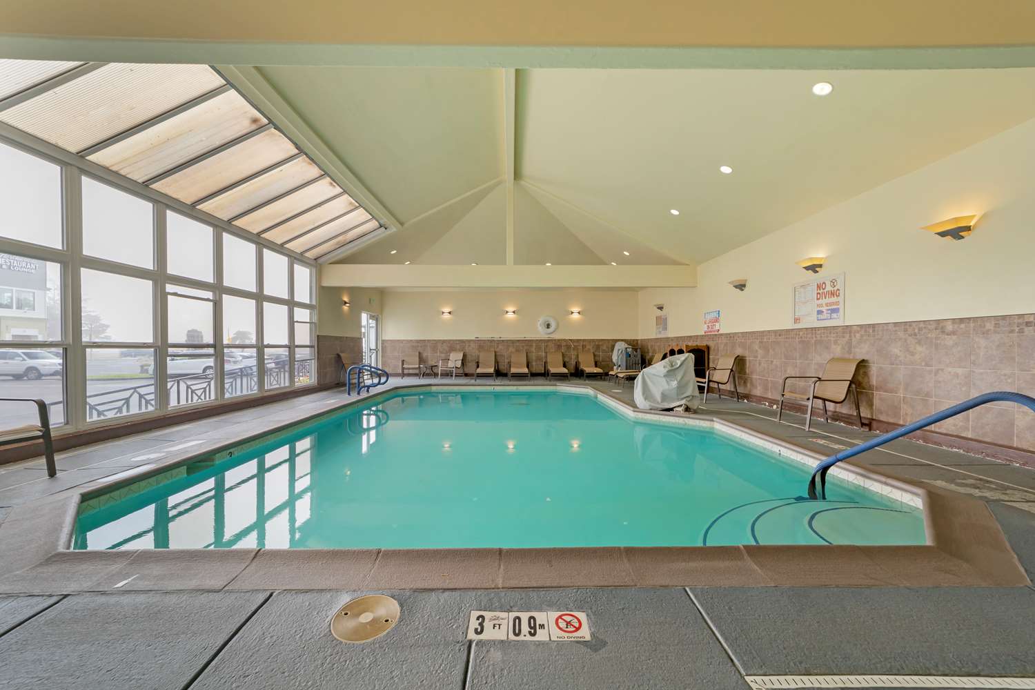 Best Western Plus Northwoods Inn 48/80