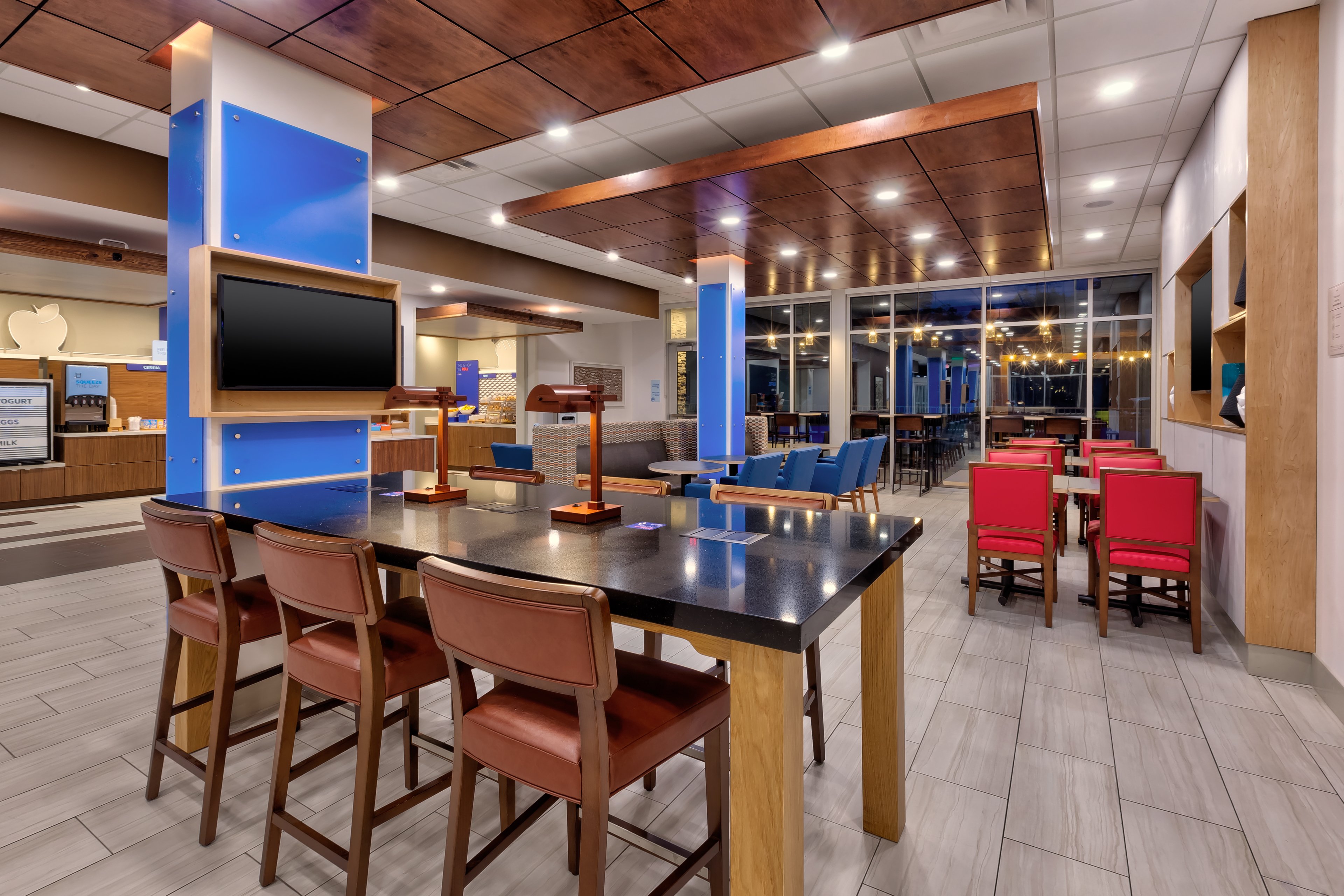 Holiday Inn Express Suites Milan Sandusky Area 20/25