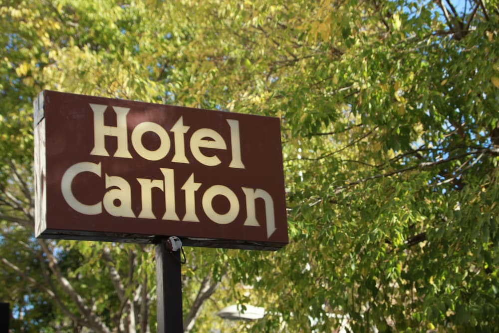 Carlton 4/50