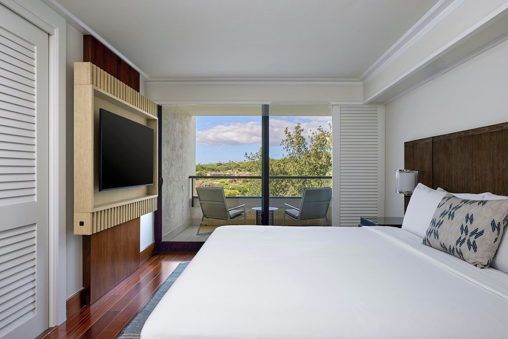 1 BEDROOM, SUITE, GARDEN VIEW