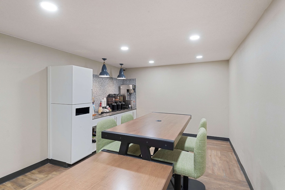 Extended Stay America - Dallas - Coit Road 45/66