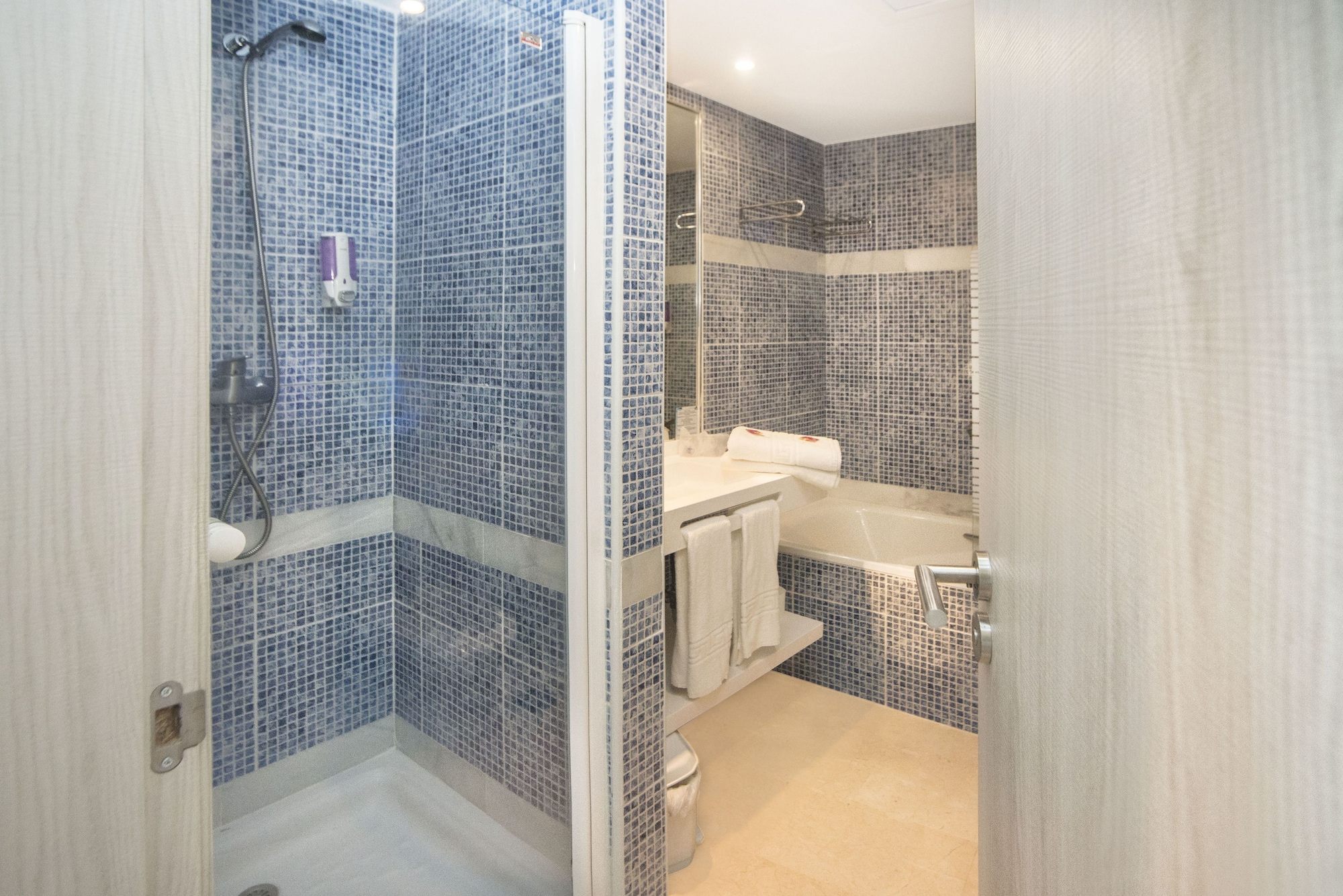 1 Bedroom Apartment 3+1، Benalmadena Palace Hotel Spa 6/7