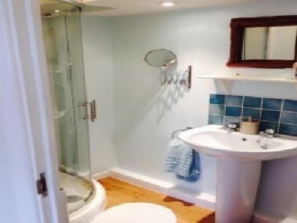 St Anne's B&B 45/45