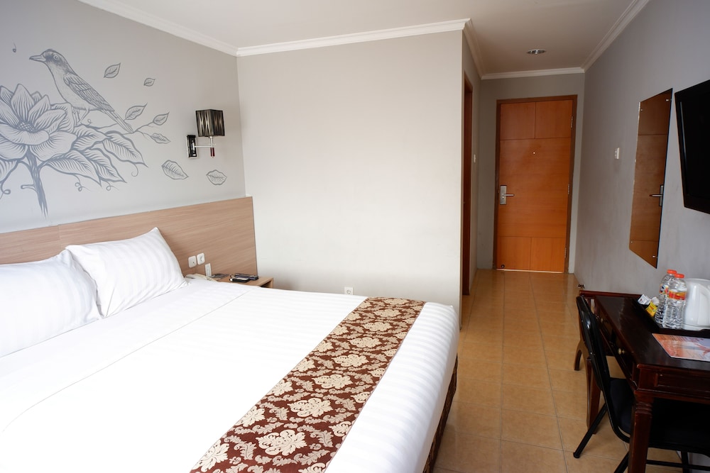 Deluxe, Double Bed