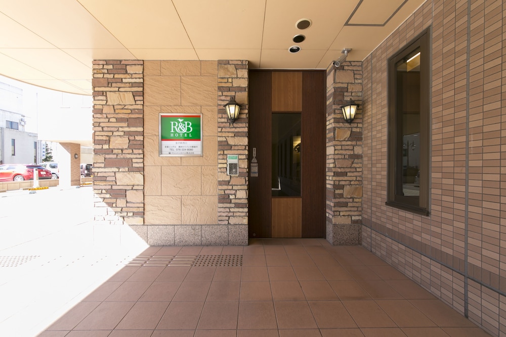 R&B Hotel Kanazawa Eki Nishiguchi 23/32